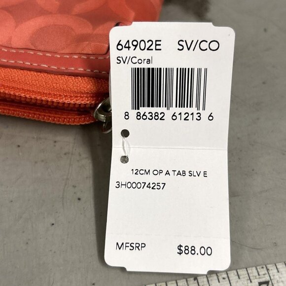 NWT Coach Signature Coral Tablet Sleeve Coral - Picture 4 of 4